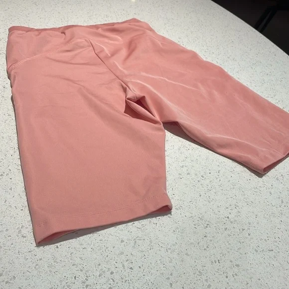 Athletic shorts. Tights - Picture 4 of 6